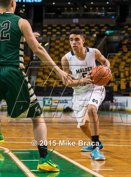 Thumbnail 2 in Bishop Hendricken @ Malden Catholic (Good Sports TD Garden Invitational) photogallery.