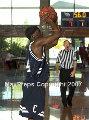 Thumbnail 3 in Nevada Union vs Coronado (Torrey Pines Holiday Prep Classic) photogallery.