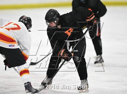Thumbnail 1 in Bergen Catholic vs. Ridgefield (Carrano Cup Semifinal) photogallery.