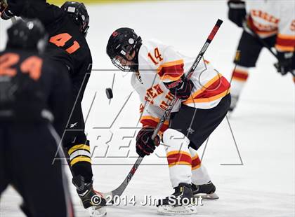 Thumbnail 2 in Bergen Catholic vs. Ridgefield (Carrano Cup Semifinal) photogallery.