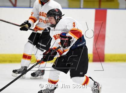 Thumbnail 2 in Bergen Catholic vs. Ridgefield (Carrano Cup Semifinal) photogallery.