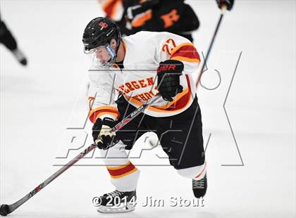 Thumbnail 1 in Bergen Catholic vs. Ridgefield (Carrano Cup Semifinal) photogallery.