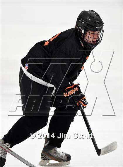 Thumbnail 3 in Bergen Catholic vs. Ridgefield (Carrano Cup Semifinal) photogallery.