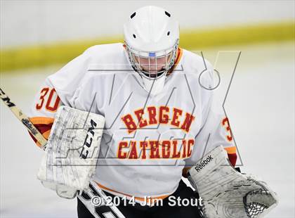 Thumbnail 1 in Bergen Catholic vs. Ridgefield (Carrano Cup Semifinal) photogallery.
