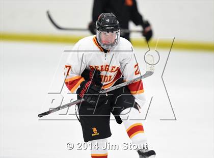 Thumbnail 3 in Bergen Catholic vs. Ridgefield (Carrano Cup Semifinal) photogallery.