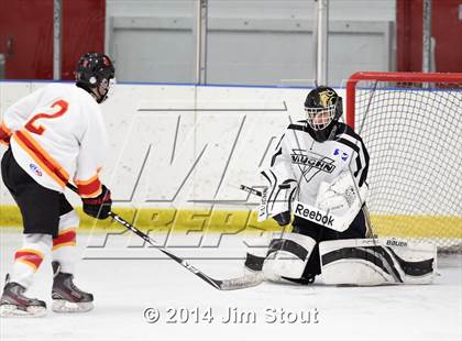 Thumbnail 2 in Bergen Catholic vs. Ridgefield (Carrano Cup Semifinal) photogallery.