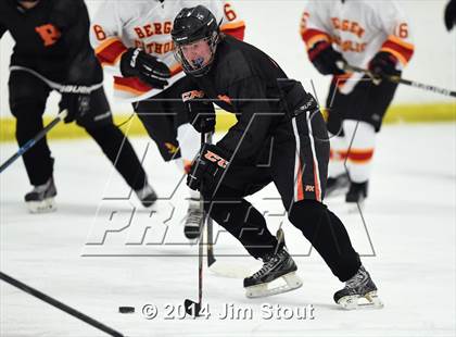 Thumbnail 2 in Bergen Catholic vs. Ridgefield (Carrano Cup Semifinal) photogallery.
