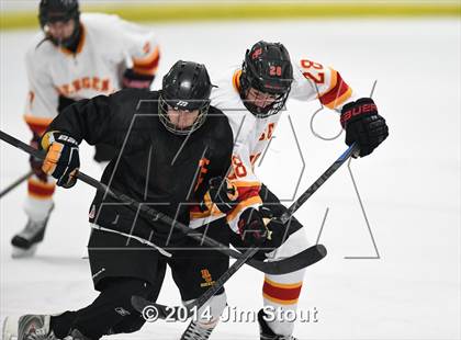 Thumbnail 1 in Bergen Catholic vs. Ridgefield (Carrano Cup Semifinal) photogallery.