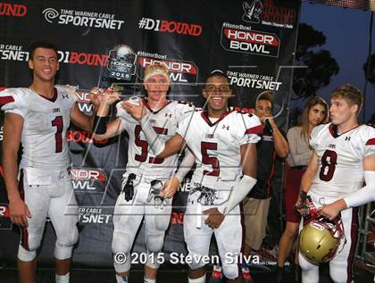 Thumbnail 3 in Cathedral Catholic vs. Oaks Christian (2015 SoCal Honor Bowl) photogallery.