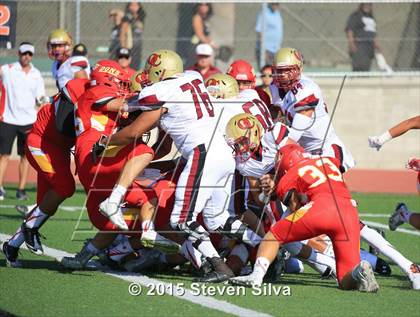 Thumbnail 1 in Cathedral Catholic vs. Oaks Christian (2015 SoCal Honor Bowl) photogallery.