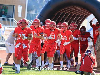 Thumbnail 2 in Cathedral Catholic vs. Oaks Christian (2015 SoCal Honor Bowl) photogallery.
