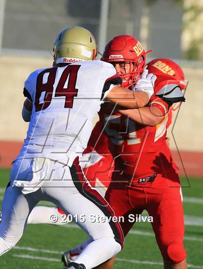 Thumbnail 3 in Cathedral Catholic vs. Oaks Christian (2015 SoCal Honor Bowl) photogallery.