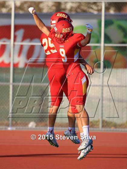 Thumbnail 2 in Cathedral Catholic vs. Oaks Christian (2015 SoCal Honor Bowl) photogallery.