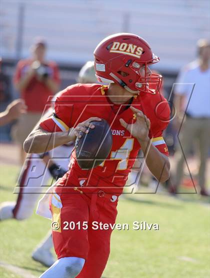 Thumbnail 2 in Cathedral Catholic vs. Oaks Christian (2015 SoCal Honor Bowl) photogallery.