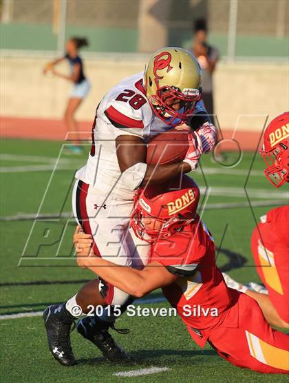 Thumbnail 2 in Cathedral Catholic vs. Oaks Christian (2015 SoCal Honor Bowl) photogallery.