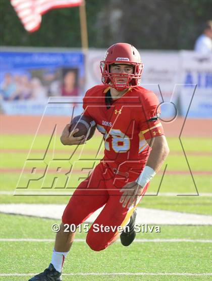 Thumbnail 2 in Cathedral Catholic vs. Oaks Christian (2015 SoCal Honor Bowl) photogallery.