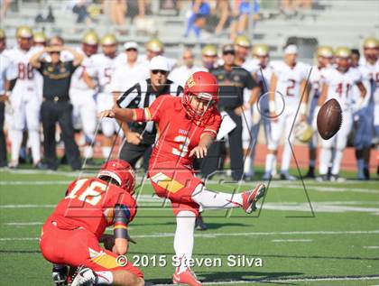 Thumbnail 1 in Cathedral Catholic vs. Oaks Christian (2015 SoCal Honor Bowl) photogallery.