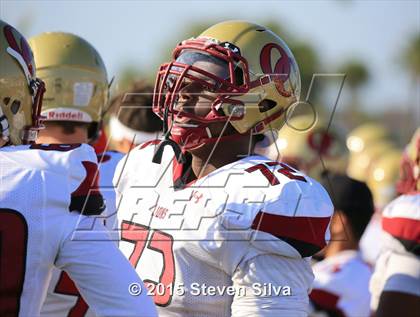 Thumbnail 2 in Cathedral Catholic vs. Oaks Christian (2015 SoCal Honor Bowl) photogallery.