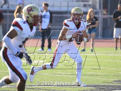 Thumbnail 3 in Cathedral Catholic vs. Oaks Christian (2015 SoCal Honor Bowl) photogallery.