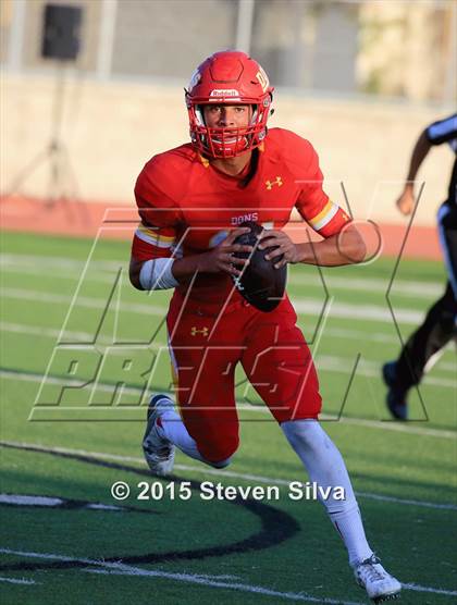 Thumbnail 3 in Cathedral Catholic vs. Oaks Christian (2015 SoCal Honor Bowl) photogallery.