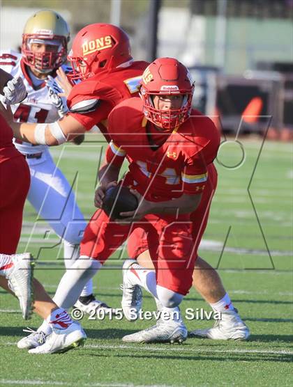 Thumbnail 1 in Cathedral Catholic vs. Oaks Christian (2015 SoCal Honor Bowl) photogallery.