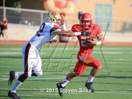 Thumbnail 3 in Cathedral Catholic vs. Oaks Christian (2015 SoCal Honor Bowl) photogallery.