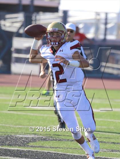 Thumbnail 1 in Cathedral Catholic vs. Oaks Christian (2015 SoCal Honor Bowl) photogallery.