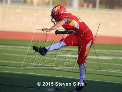Thumbnail 1 in Cathedral Catholic vs. Oaks Christian (2015 SoCal Honor Bowl) photogallery.