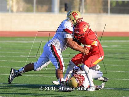 Thumbnail 1 in Cathedral Catholic vs. Oaks Christian (2015 SoCal Honor Bowl) photogallery.