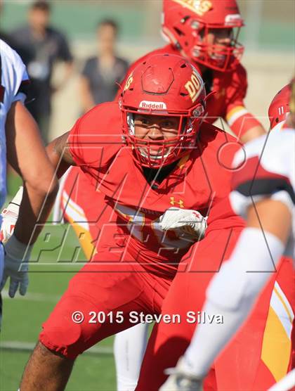 Thumbnail 2 in Cathedral Catholic vs. Oaks Christian (2015 SoCal Honor Bowl) photogallery.