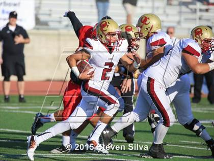 Thumbnail 2 in Cathedral Catholic vs. Oaks Christian (2015 SoCal Honor Bowl) photogallery.