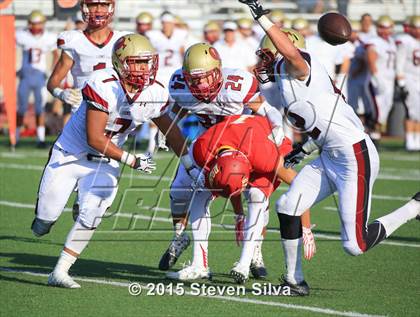 Thumbnail 1 in Cathedral Catholic vs. Oaks Christian (2015 SoCal Honor Bowl) photogallery.
