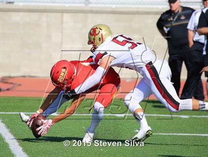 Thumbnail 2 in Cathedral Catholic vs. Oaks Christian (2015 SoCal Honor Bowl) photogallery.