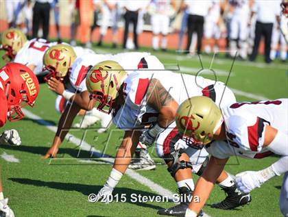 Thumbnail 2 in Cathedral Catholic vs. Oaks Christian (2015 SoCal Honor Bowl) photogallery.