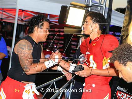 Thumbnail 3 in Cathedral Catholic vs. Oaks Christian (2015 SoCal Honor Bowl) photogallery.