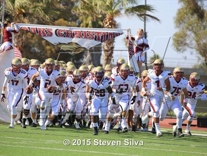 Thumbnail 1 in Cathedral Catholic vs. Oaks Christian (2015 SoCal Honor Bowl) photogallery.