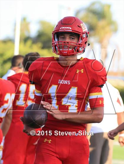 Thumbnail 2 in Cathedral Catholic vs. Oaks Christian (2015 SoCal Honor Bowl) photogallery.