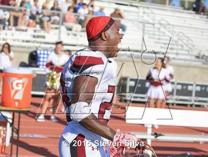 Thumbnail 2 in Cathedral Catholic vs. Oaks Christian (2015 SoCal Honor Bowl) photogallery.