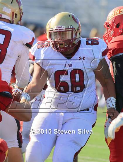 Thumbnail 2 in Cathedral Catholic vs. Oaks Christian (2015 SoCal Honor Bowl) photogallery.