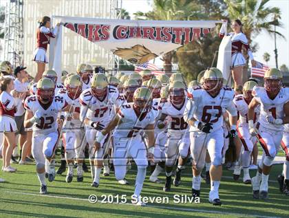 Thumbnail 2 in Cathedral Catholic vs. Oaks Christian (2015 SoCal Honor Bowl) photogallery.