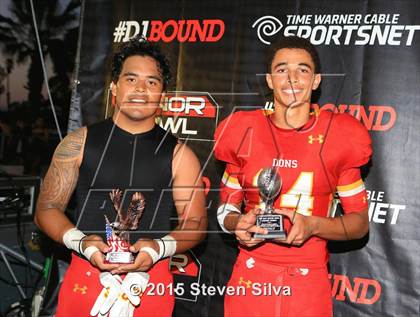 Thumbnail 3 in Cathedral Catholic vs. Oaks Christian (2015 SoCal Honor Bowl) photogallery.