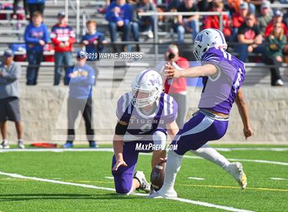 Thumbnail 2 in Sabine @ Mt. Vernon (UIL 3A Bi-District Playoff) photogallery.