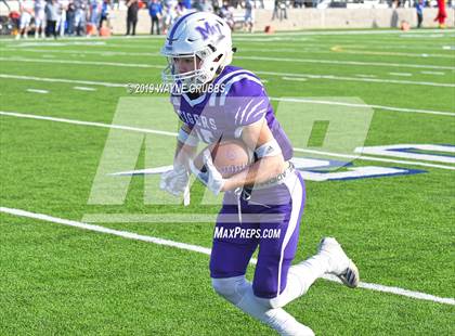 Thumbnail 2 in Sabine @ Mt. Vernon (UIL 3A Bi-District Playoff) photogallery.