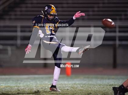 Thumbnail 1 in Santa Cruz vs. Leland (CIF CCS D5 Final) photogallery.