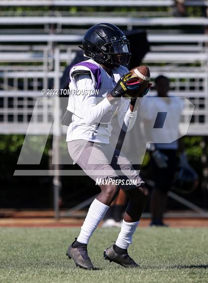 Thumbnail 3 in Bishop Amat vs Rancho Cucamonga (Scrimmage) photogallery.