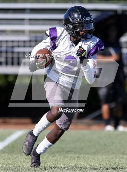 Thumbnail 1 in Bishop Amat vs Rancho Cucamonga (Scrimmage) photogallery.