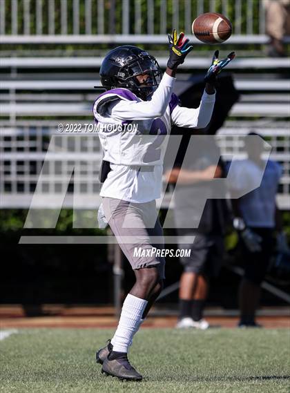 Thumbnail 2 in Bishop Amat vs Rancho Cucamonga (Scrimmage) photogallery.