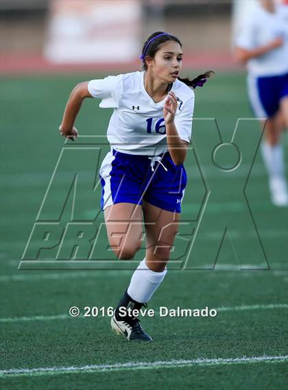 Thumbnail 1 in Academy of the Sacred Heart vs. Vandebilt Catholic (LHSAA D3 Final) photogallery.