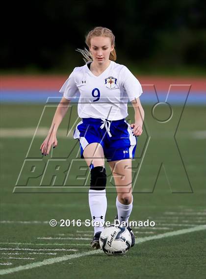 Thumbnail 2 in Academy of the Sacred Heart vs. Vandebilt Catholic (LHSAA D3 Final) photogallery.