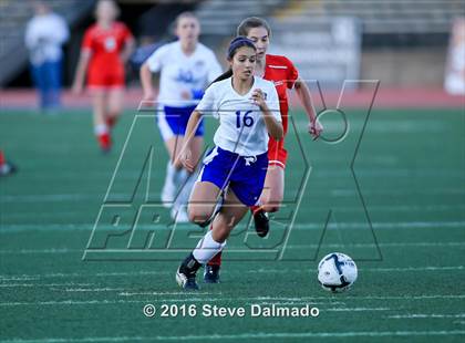 Thumbnail 2 in Academy of the Sacred Heart vs. Vandebilt Catholic (LHSAA D3 Final) photogallery.